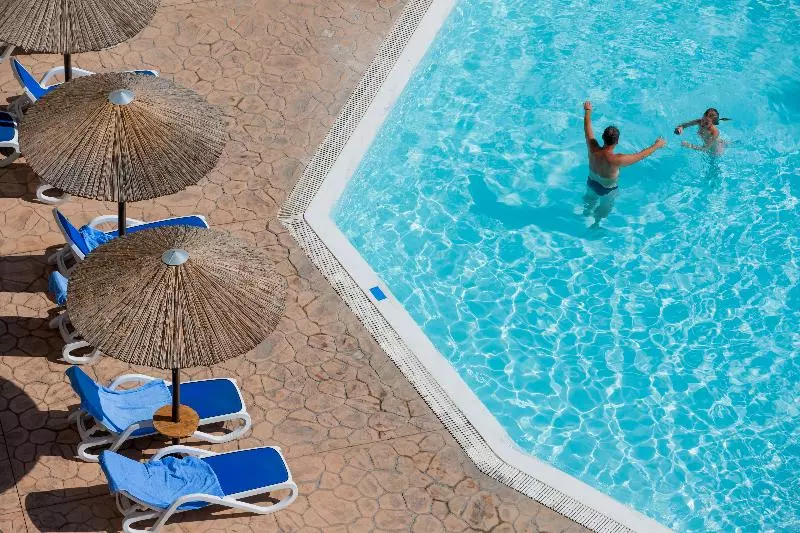 فندق Olympos Beach