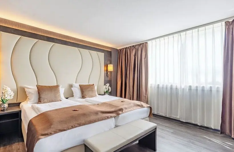 Hotelli Plaza Premium Darmstadt