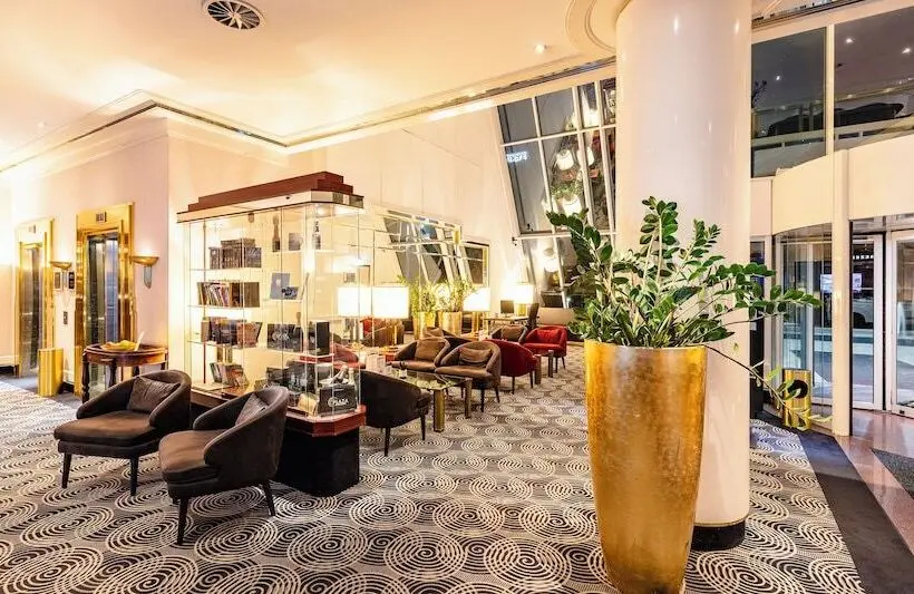 Hotelli Plaza Premium Darmstadt