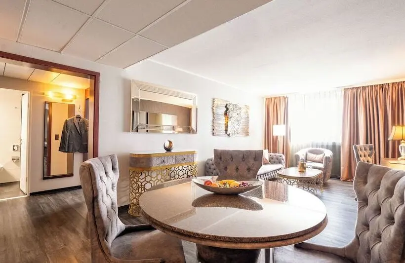 Hotelli Plaza Premium Darmstadt