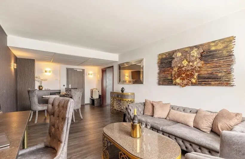 Hotelli Plaza Premium Darmstadt