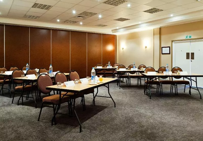 Protea Hotel By Marriott Karridene Beach