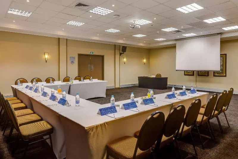 Protea Hotel By Marriott Karridene Beach