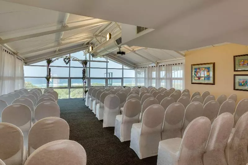 Protea Hotel By Marriott Karridene Beach