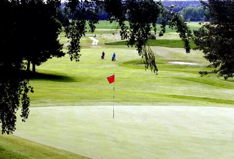 Отель Skytteholm