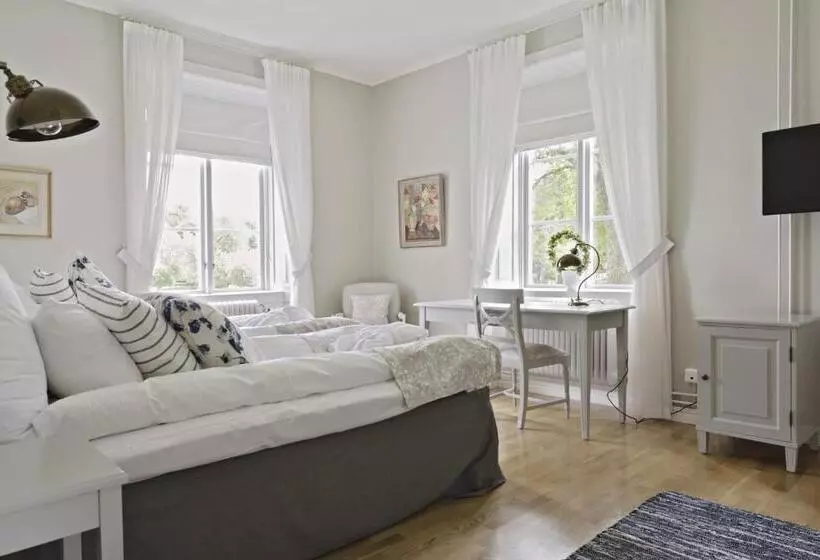 Отель Skytteholm