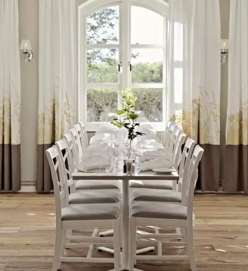 Отель Skytteholm