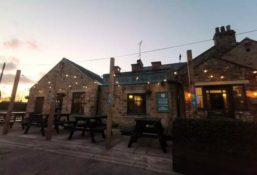 Отель The Redwell Inn