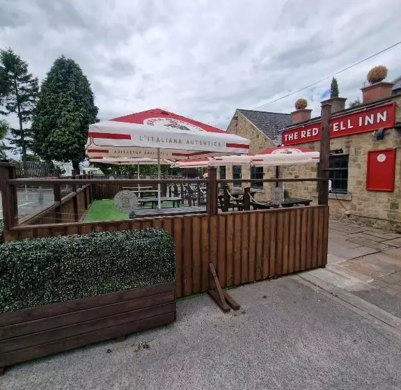 Отель The Redwell Inn