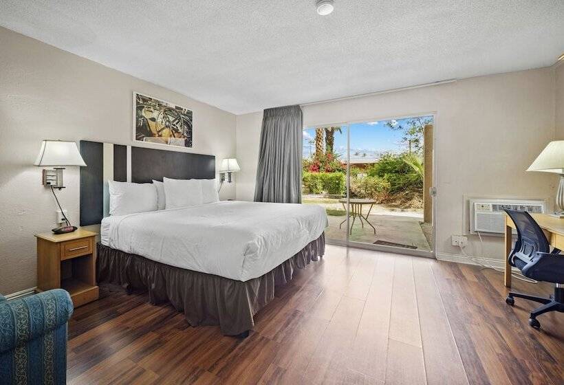 ホテル Sol Springs Inn