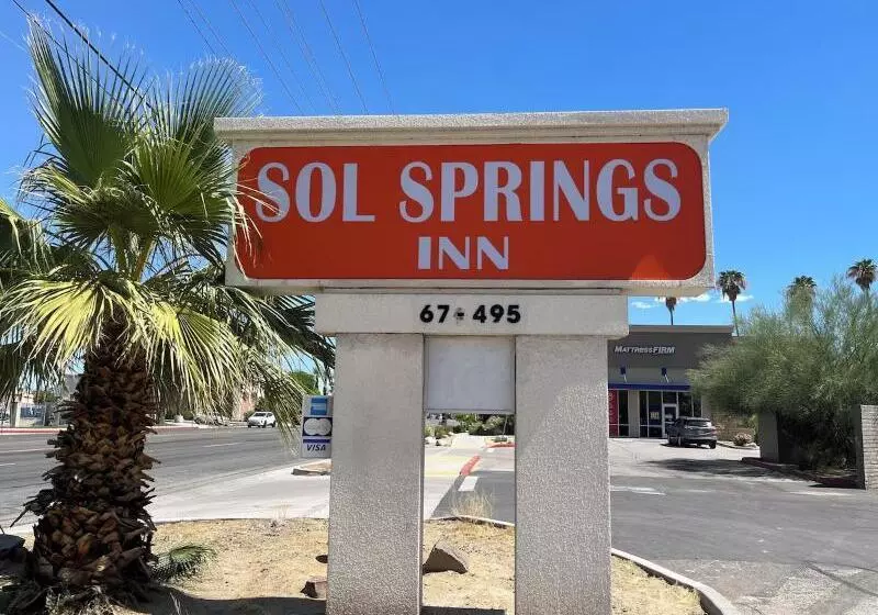 Отель Sol Springs Inn