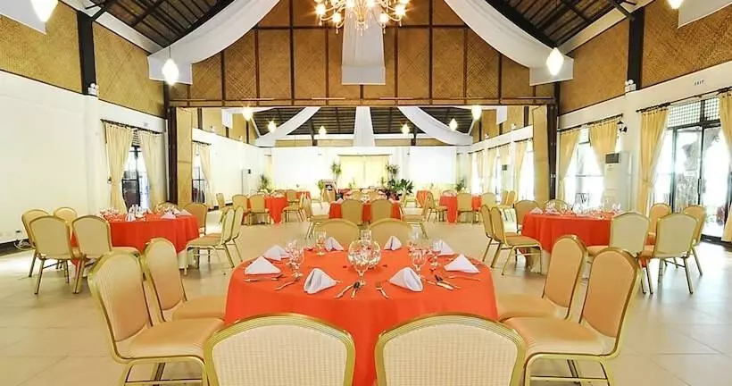 Resort Paradise Garden Hotel And Convention Center Boracay Powered By Aston