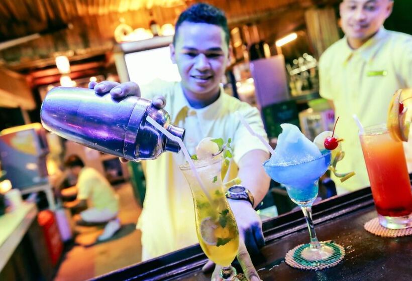 Resort Paradise Garden Hotel And Convention Center Boracay Powered By Aston