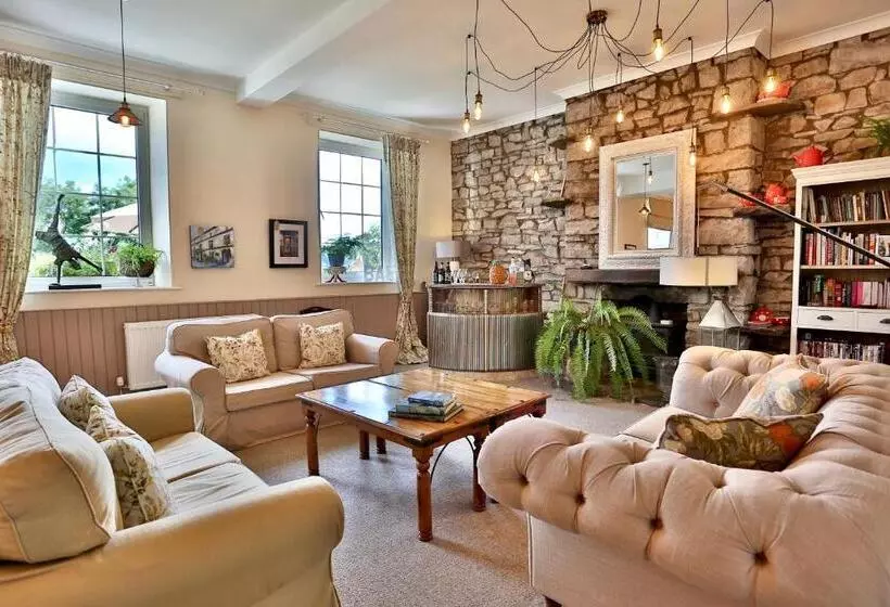 Ty Croeso Boutique B&b