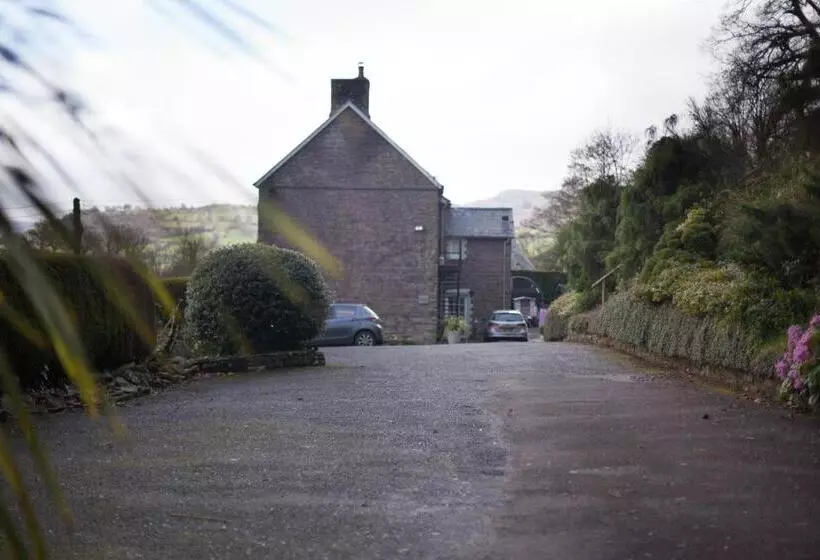 Ty Croeso Boutique B&b