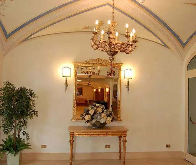 Grand Hotel Helio Cabala