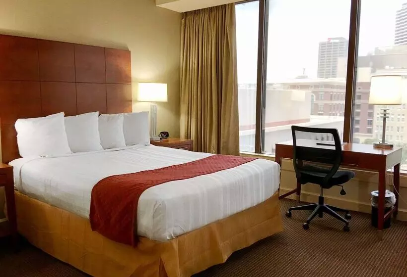 Blake Hotel New Orleans, Bw Signature Collection