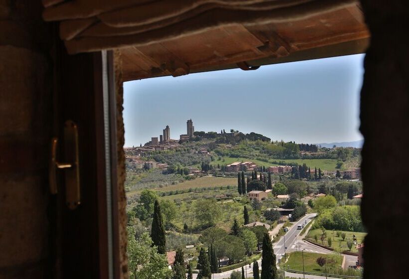 호텔 La Collegiata