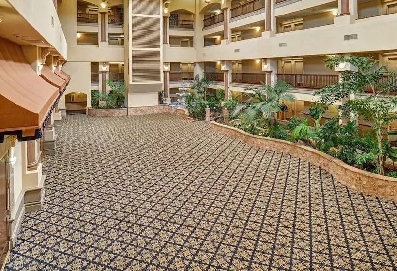 Radisson Hotel El Paso Airport