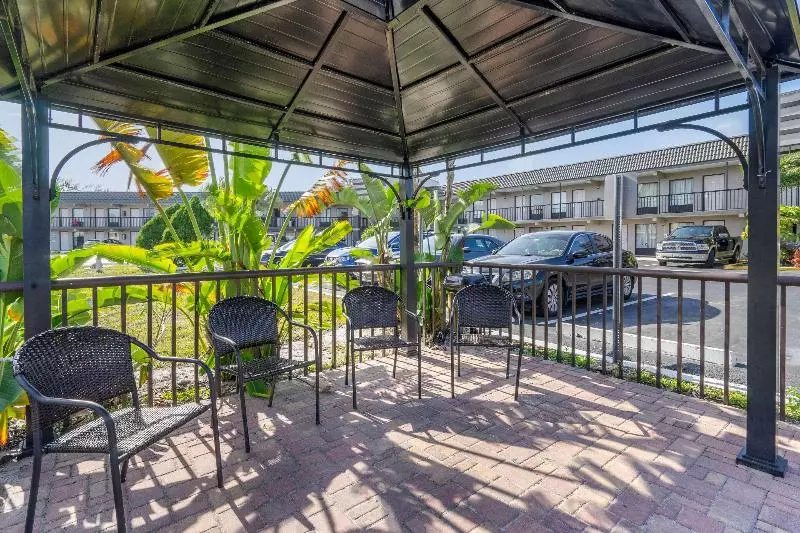 酒店 Rodeway Inn Clearwaterdunedin