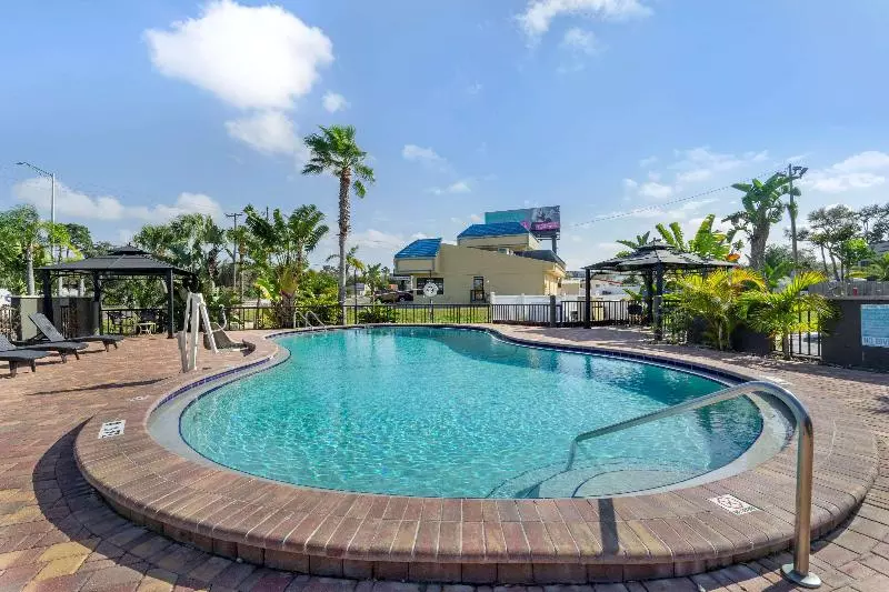 酒店 Rodeway Inn Clearwaterdunedin