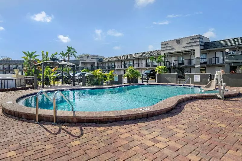 酒店 Rodeway Inn Clearwaterdunedin