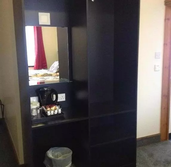 בית מלון כפרי The Fair Green