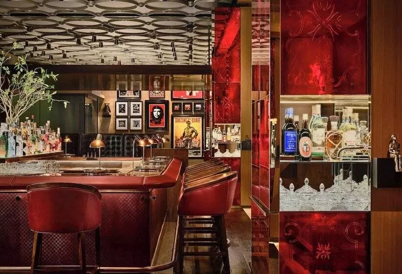 هتل The Ritzcarlton, Millenia Singapore