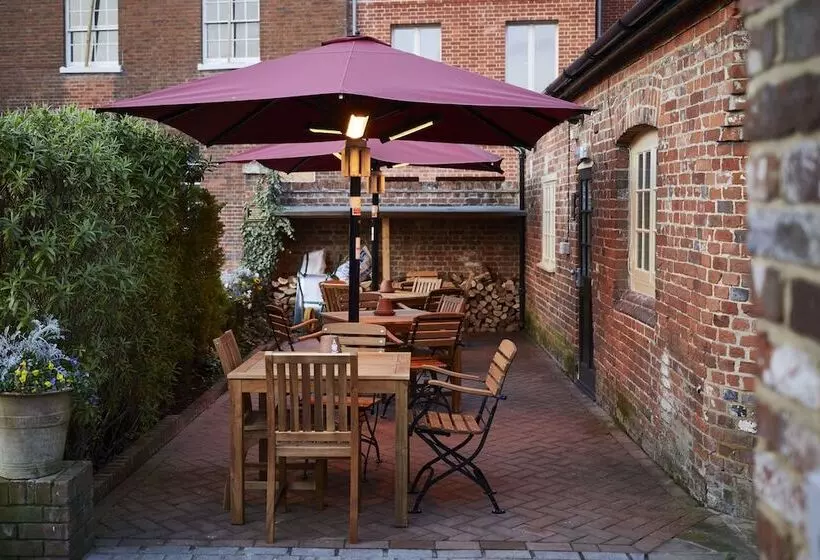 ホテル Wykeham Arms