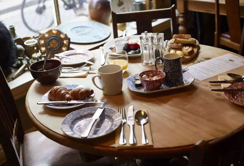 ホテル Wykeham Arms