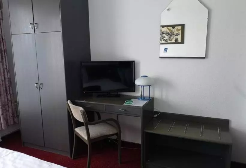 Hotelli Zum Mückenberger Hof