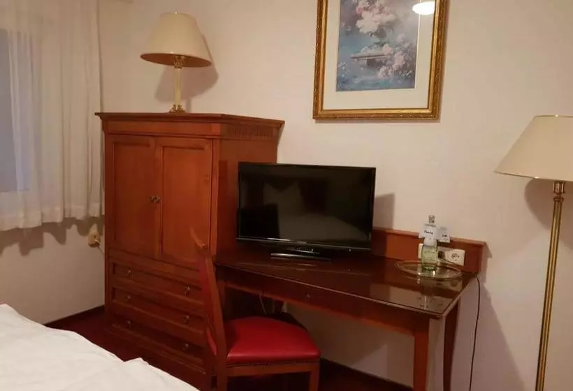 Hotelli Zum Mückenberger Hof