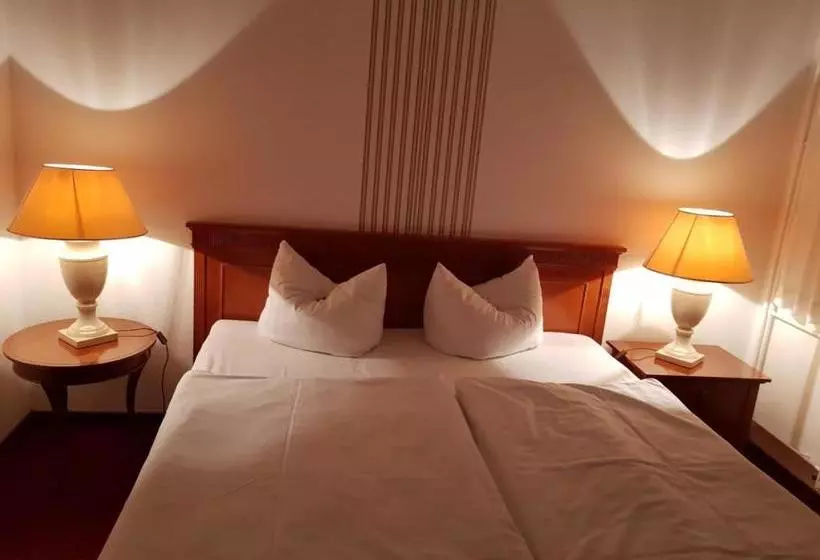 Hotelli Zum Mückenberger Hof