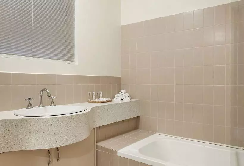 Best Western Northbridge Apartments