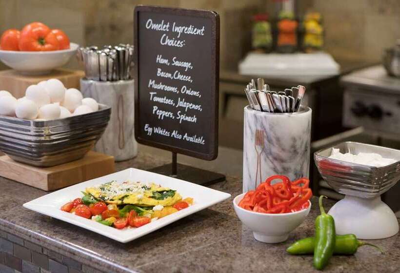 Embassy Suites Hotel Des Moines Downtown