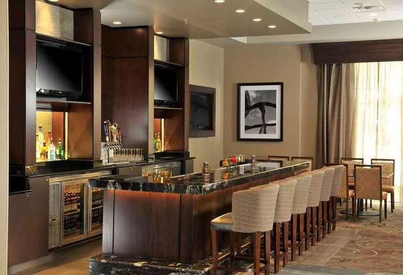 Embassy Suites Hotel Des Moines Downtown