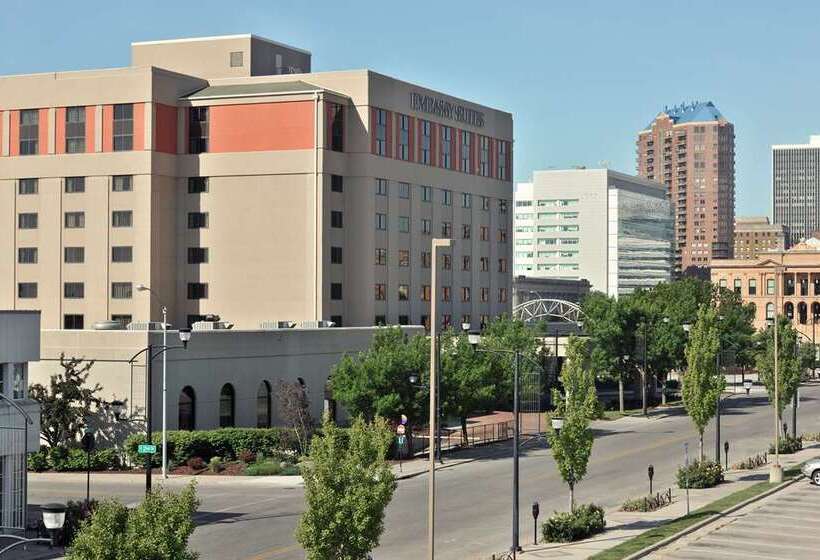 Embassy Suites Hotel Des Moines Downtown