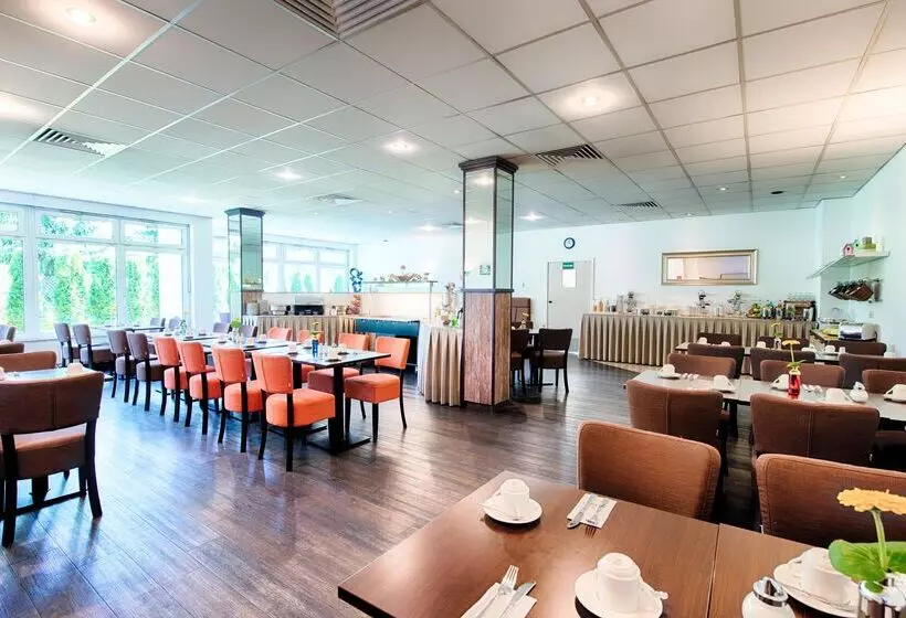 Achat Hotel Stuttgart Zuffenhausen