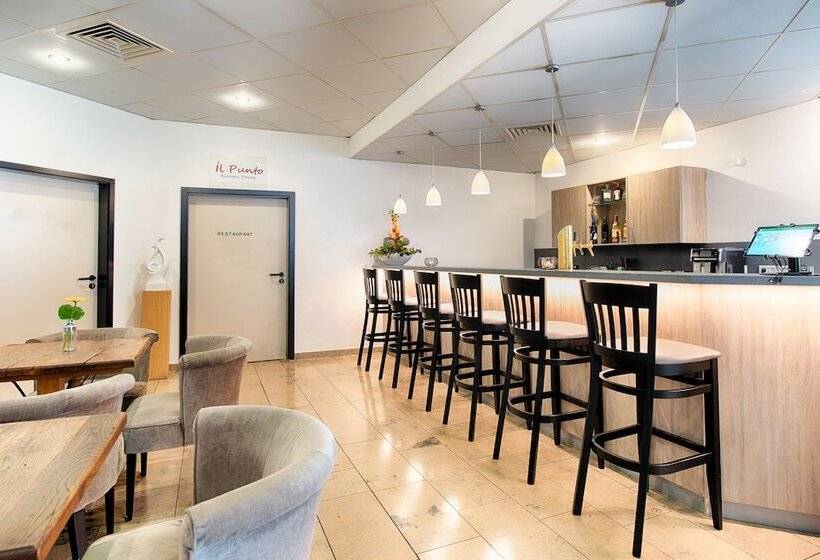 Achat Hotel Stuttgart Zuffenhausen