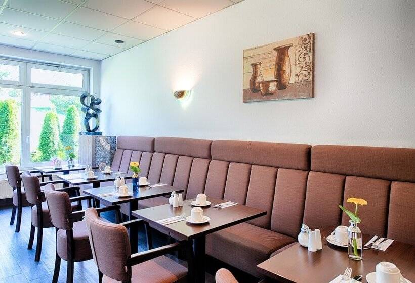 Achat Hotel Stuttgart Zuffenhausen