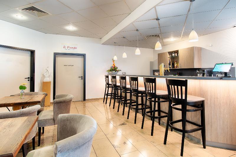 Achat Hotel Stuttgart Zuffenhausen