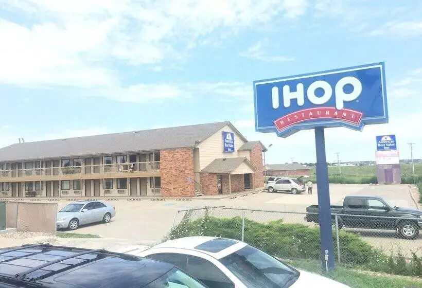 هتل Americas Best Value Inn Garden City