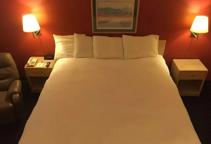 هتل Americas Best Value Inn Garden City