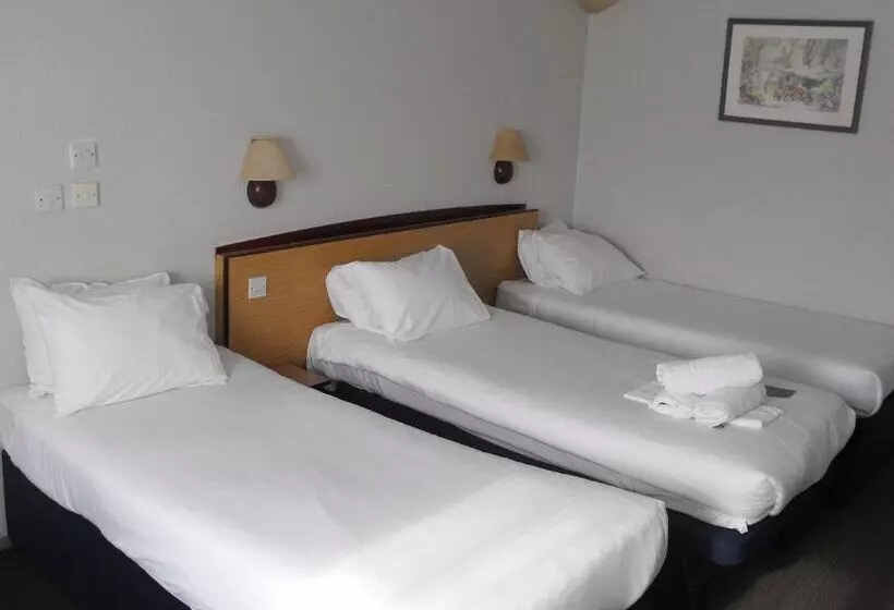 Отель Campanile Liverpool