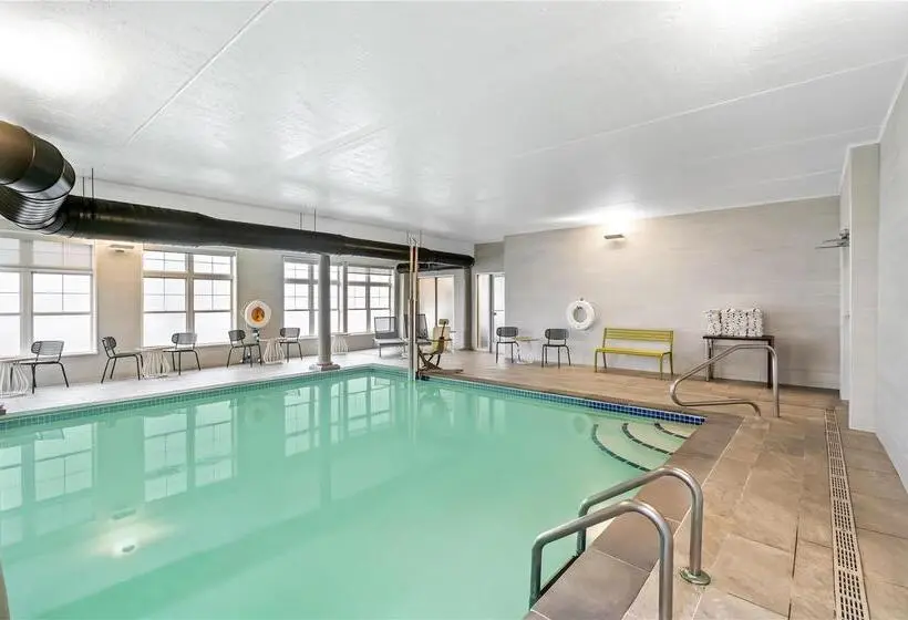 Hotelli Days Inn By Wyndham Airport/maine Mall