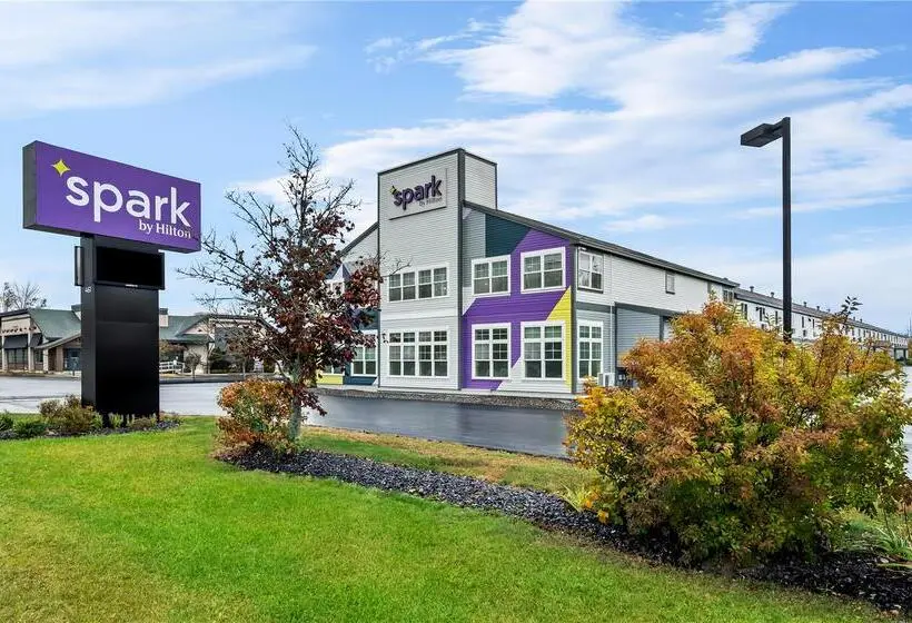 Hotelli Days Inn By Wyndham Airport/maine Mall