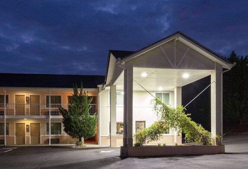 Szálloda Days Inn By Wyndham Dahlonega University Area