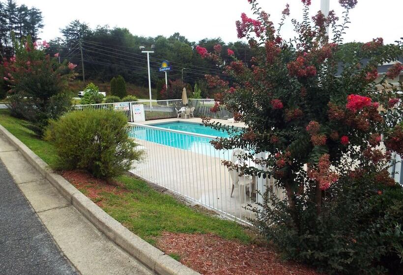 Szálloda Days Inn By Wyndham Dahlonega University Area