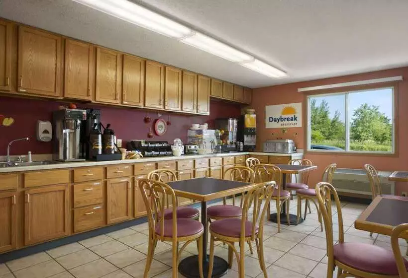 Hotelli Days Inn By Wyndham Hinckley