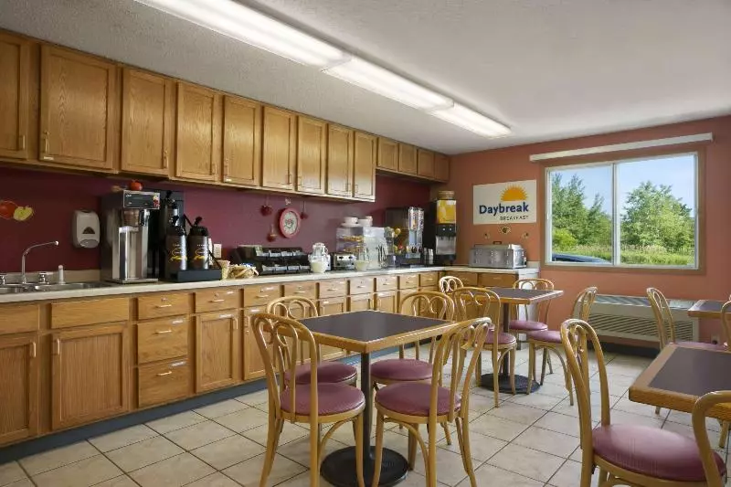 Hotelli Days Inn By Wyndham Hinckley